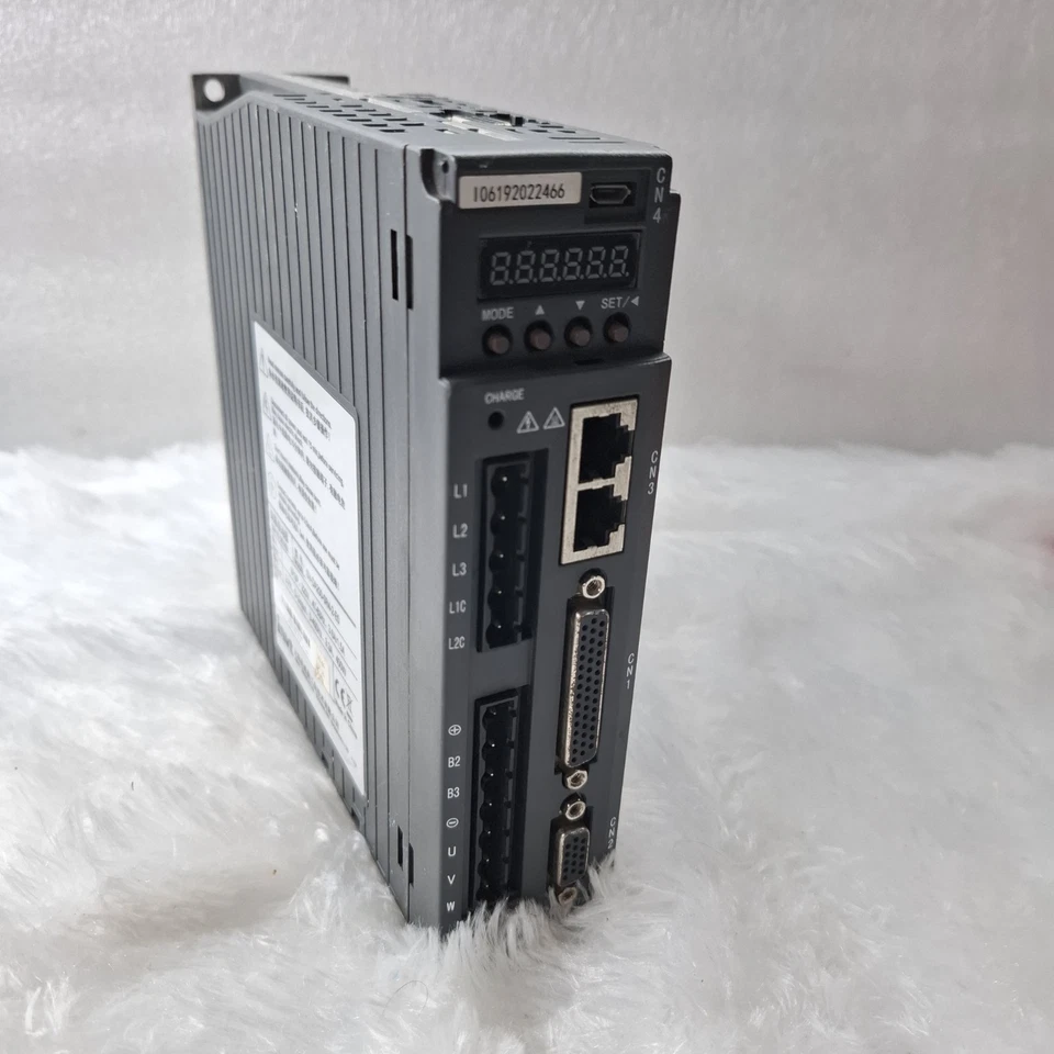 INVT SERVO DRIVE SV-DA200-0R4-2-E0 400W 220V 3PH SVDA2000R42E0